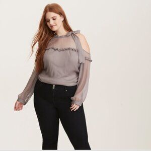 Torrid Plus Size Gray Chiffon Cold Shoulder Tie Neck Blouse – Size 3 – NWT